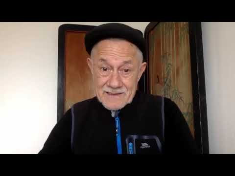 Mark Sweet in an #NZCYA Books Alive event with LIANZA