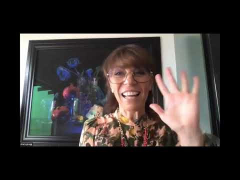 Stacy Gregg in an #NZCYA Books Alive event with LIANZA